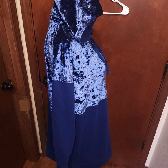 WOMEN’S PULLOVER HOODIE SAPPHIRE BLUE FLIRTITUDE ACTIVE SZ Med-Large 29 in Long - Picture 3 of 11